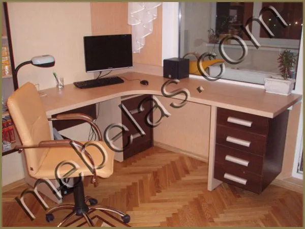Компьютерные столы, фото из каталога Mebelas